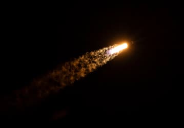 Рекордный запуск SpaceX отправил на орбиту 60 спутников Starlink