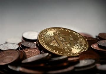 Bitcoin уже дороже 61 000 долларов
