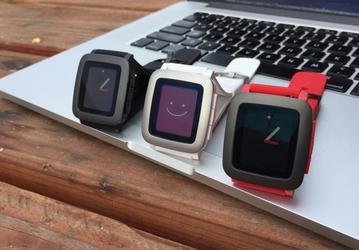 Умным часам Pebble дали вторую жизнь. Приложение Sideload Helper позволяет использовать файлы Pebble на современных смартфонах