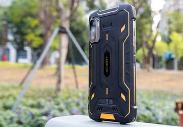 Первый неубиваемый смартфон со стереодинамиками, NFC и аккумулятором на 8000 мА•ч поступил в продажу