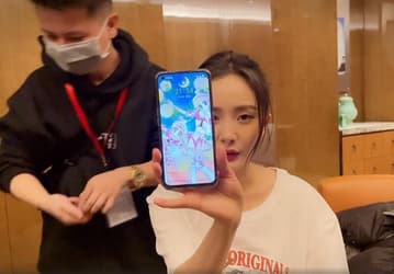 Самый дешёвый флагман на Snapdragon 888 впервые показали «лицом»: живые фото Realme GT