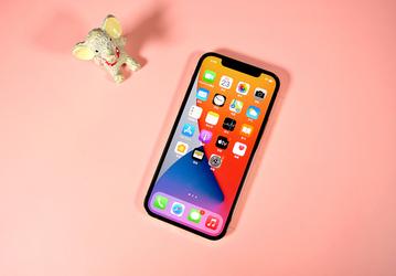iPhone 12 проиграл почти всем смартфонам на Android по скорости в современных мобильных сетях