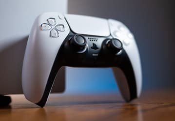 Технология тактильной отдачи контроллера DualSense для PlayStation 5 была хорошо принята рынком