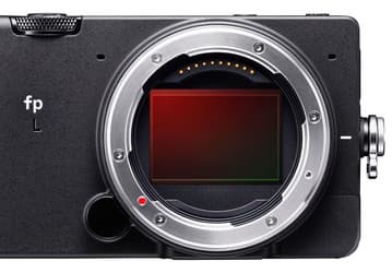 Появились изображения, названа дата анонса и цена беззеркальной камеры Sigma fp L с байонетом L