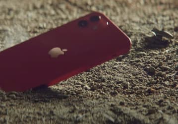Apple пытается выдать iPhone 12 за неубиваемый смартфон