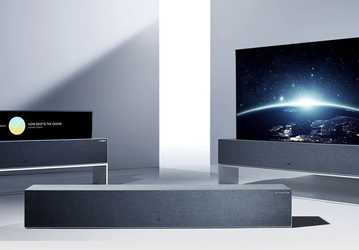 Уникальный сворачивающийся телевизор LG Signature OLED TV R готов к старту в России