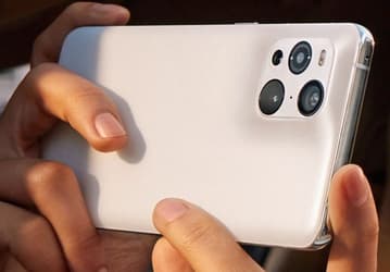 Смартфон с «дизайном космической эры и футуристической эстетикой». Oppo Find X3 Pro получил награду Red Dot Product Design Award