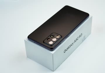 Водонепроницаемый Samsung Galaxy A52 5G поступил в продажу