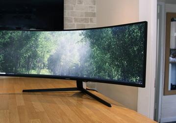 Уникальный монитор Samsung Odyssey G9 с панелью, как у «лучшего телевизора всех времён», характеризуется невероятной пиковой яркостью