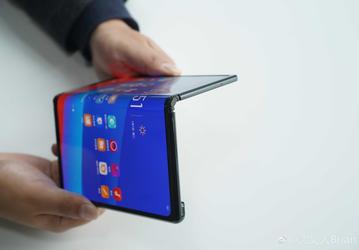 Это год сгибающихся смартфонов. Подробности о моделях Oppo и Vivo 