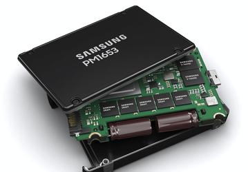Представлен твердотельный накопитель Samsung PM1653