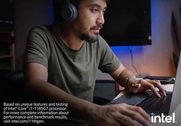 Рекламный ляп Intel. Компания рекламирует свой CPU на фоне фотографии MacBook Pro, который никогда не получит такой процессор