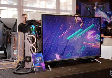 Основой монитора Gigabyte Aorus FV43U служит 43-дюймовая панель 4К
