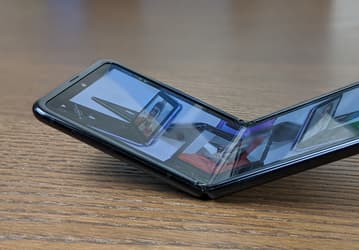Samsung отказывается от Galaxy Z Flip2. Вместо него выйдет сразу Galaxy Z Flip3
