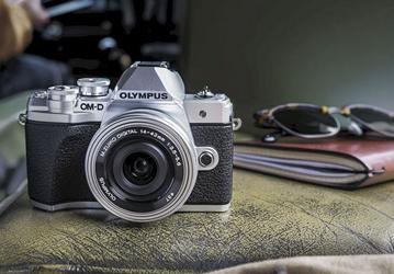 В смартфонах Samsung появятся камеры Olympus. Первым может стать Galaxy S22