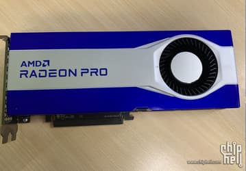 Фото дня: видеокарта AMD Radeon Pro на графическом процессоре Navi 21
