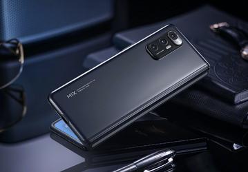 Xiaomi Mix Fold «взорвал» рынок: за первую минуту доход компании превысил 60 млн долларов
