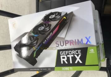 Вот она — GeForce RTX 3080 Ti. Первая фотография адаптера MSI в упаковке