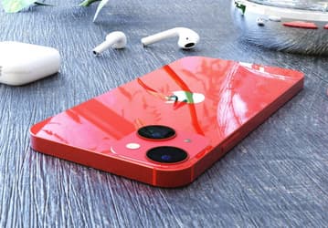 Так выглядит iPhone 13 mini с новой большой камерой. Сравнение с iPhone 12 mini
