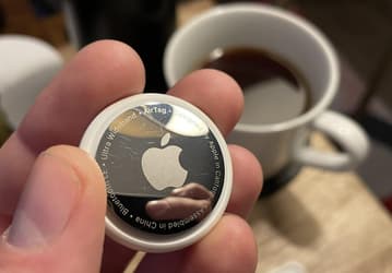 Назван главный недостаток Apple AirTag: аксессуар моментально покрывается царапинами