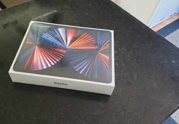 Новый iPad Pro на базе SoC Apple M1 приехал к покупателю до официального запуска, счастливчик поделился впечатлениями