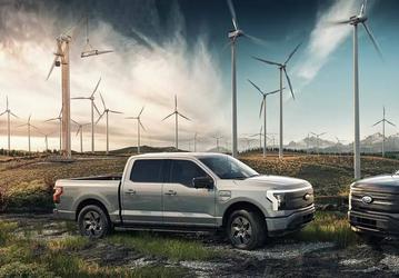 Представлен пикап Ford F-150 Lightning Pro для коммерческих клиентов