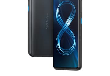 «Это iPhone mini на Android, и он фантастический», — The Verge об Asus ZenFone 8