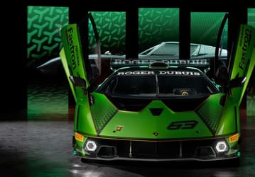 Оказаться за рулём 830-сильного гиперкара Lamborghini Essenza SCV12 может любой желающий — в видеоигре