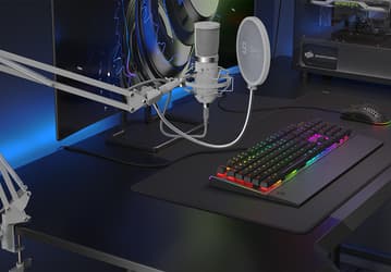 Микрофон SPC Gear SM950 Onyx White адресован стримерам