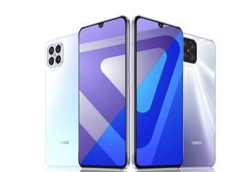 Экран OLED, 5G, 64 Мп и 66 Вт в тонком корпусе. Представлен смартфон Honor Play 5