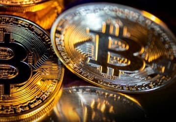 Парень потерял 400 млн долларов в биткойнах: его мама выбросила ноутбук с ключами от кошелька