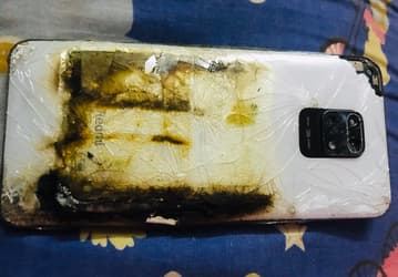 Новенький Redmi Note 9 Pro загорелся, Xiaomi обвиняет пользователя