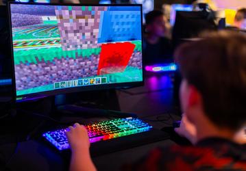 Samsung, Minecraft и Roblox. Компания использует популярные игры для поиска молодых талантов