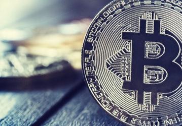 Худший месяц для биткойна за последние 10 лет