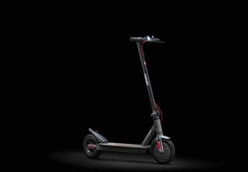 Новый электросамокат Ducati подозрительно напоминает Xiaomi M365