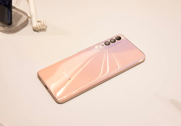 Новинка Honor во всей красе: опубликованы первые живые фото Honor X20 SE