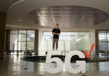 Самая масштабная кампания Verizon за всю историю: оператор дарит iPhone 12 mini или Samsung Galaxy S21 в обмен на поломанные смартфоны