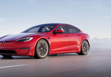 Tesla Model S Plaid сравнили с Nissan GT-R: реальные результаты электромобиля оказались хуже заявленных