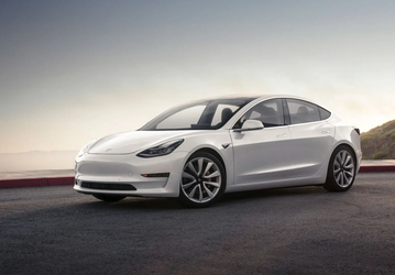 Tesla Model 3 проехала 1000 км за 10 часов