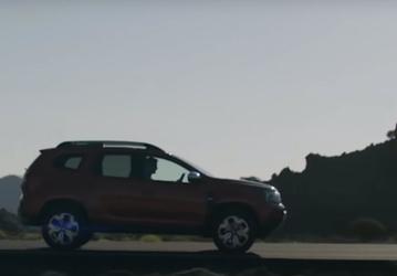 Совершенно новый Duster 2022 с поддержкой Apple CarPlay и Android Auto и новый логотип Dacia показали в видеоролике
