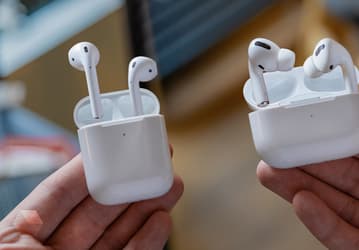 На въезде в США конфискованы 360 000 поддельных Apple AirPods на сумму 62 млн долларов за полгода