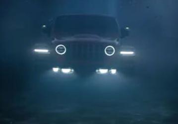 Новые внедорожники Jeep смогут ездить под водой