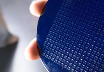 У Akhan Semiconductor готова первая в своем роде «алмазная» пластина диаметром 300 мм