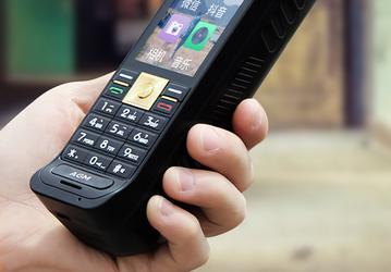 Анонсирован «смартфон-кирпич» в духе легендарной Motorola DynaTAC