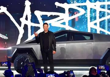 Tesla откладывает производство электрического пикапа Cybertruck до 2022 года. Если производить его сейчас, то машина будет стоить 1 миллион долларов