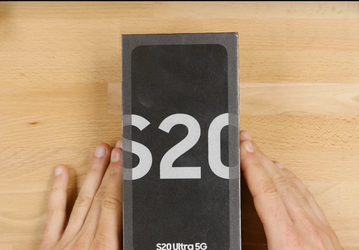 Пользователи Samsung Galaxy S20 начали жаловаться на проблемы с мерцанием дисплея, когда гарантия у многих закончилась