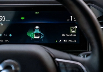 «Автомобили Tesla убивают людей», — за эти слова Huawei уволила главу отдела беспилотного вождения