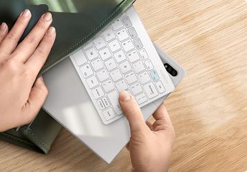 Мобильная беспроводная клавиатура Samsung Smart Keyboard Trio 500 приехала в Россию