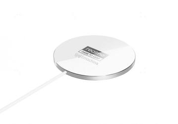 На 440% быстрее, чем Apple MagSafe: Realme дразнит быстрой магнитной зарядкой MagDart