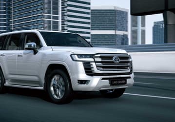 У Toyota Land Cruiser 300 появится дизельная гибридная силовая установка? Автогигант собирается создать такой двигатель 